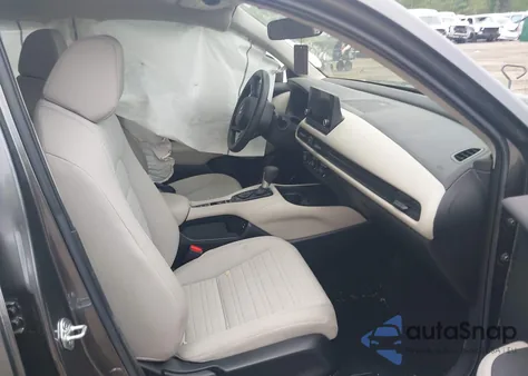 2024 Honda Hr-V Awd Lx from USA, damaged, VIN 3CZRZ2H30RM701729